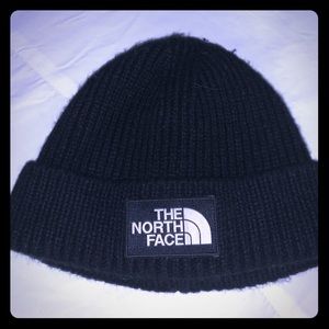 North Face Beanie 🥶 (Unisex)
